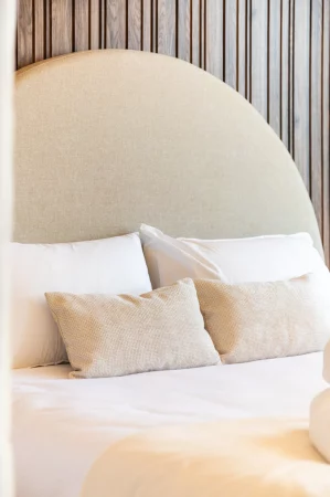 literie de qualité hotellière avec linges traités en blanchisserie professionnelle